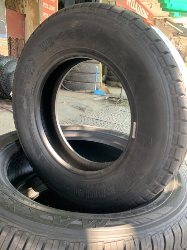 Lốp Maxxis 155R13C 8PR UE168 mặt nghiêng phải - Tân Bảo Phát