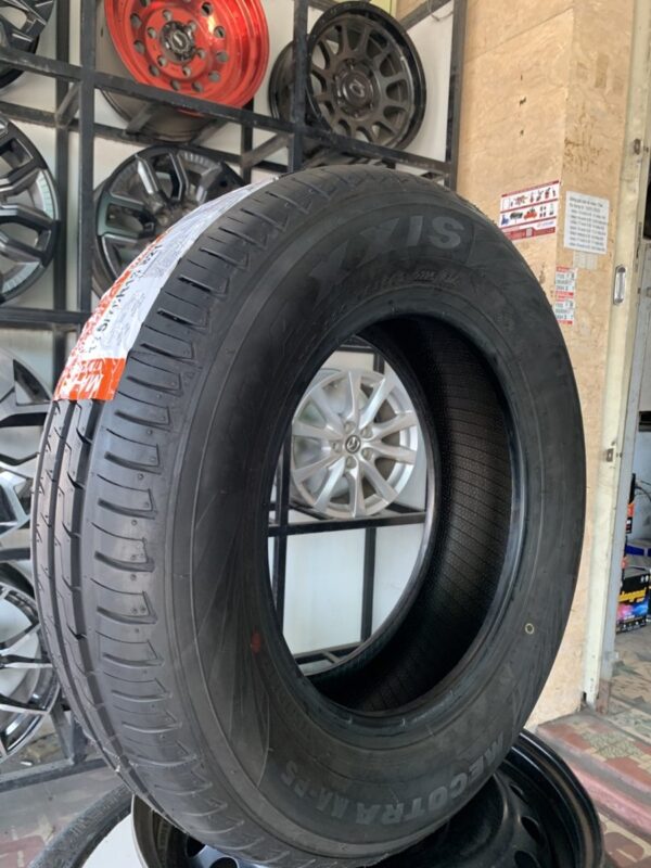 Lốp Maxxis 175/70R13 MAP5 mặt nghiêng trái - Tân Bảo Phát