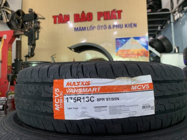 Lốp Maxxis 175R13C 8PR MCV5 mặt nằm - Tân Bảo Phát