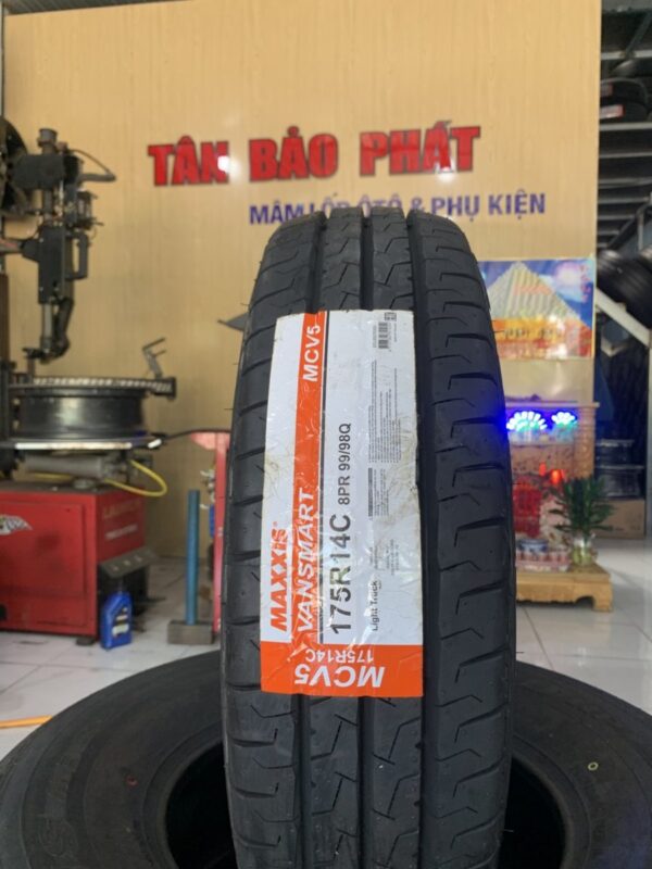 Lốp Maxxis 175R14C 8PR MCV5 mặt đứng - Tân Bảo Phát