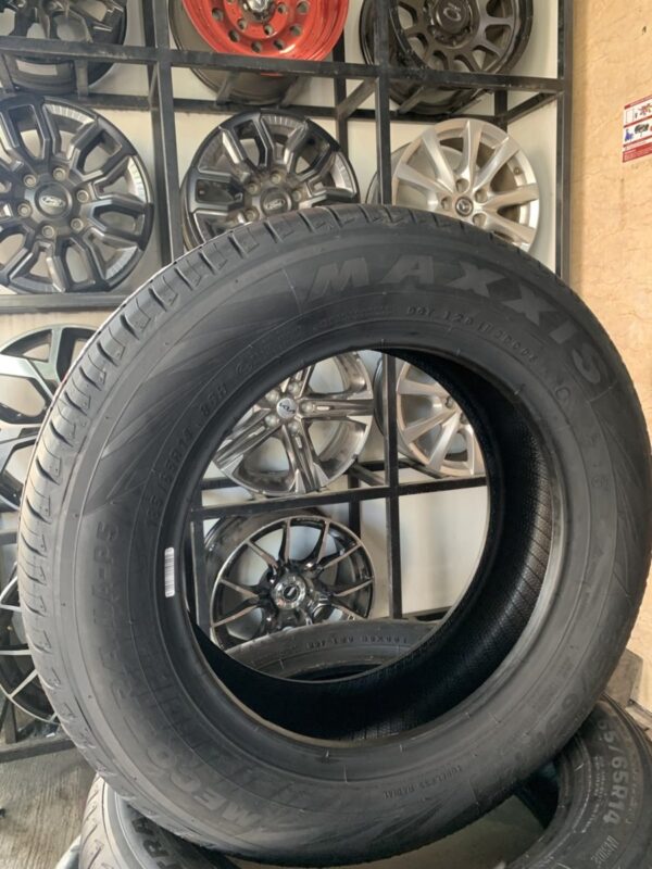 Lốp Maxxis 185/65R14 MAP5 mặt nghiêng phải - Tân Bảo Phát