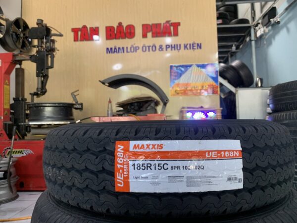 Lốp Maxxis 185R15C 8PR UE168 mặt nằm - Tân Bảo Phát