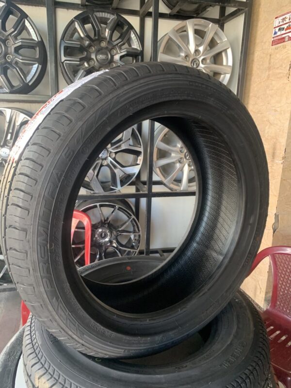 Lốp Maxxis 195/50R16 HP5 mặt nghiêng trái - Tân Bảo Phát