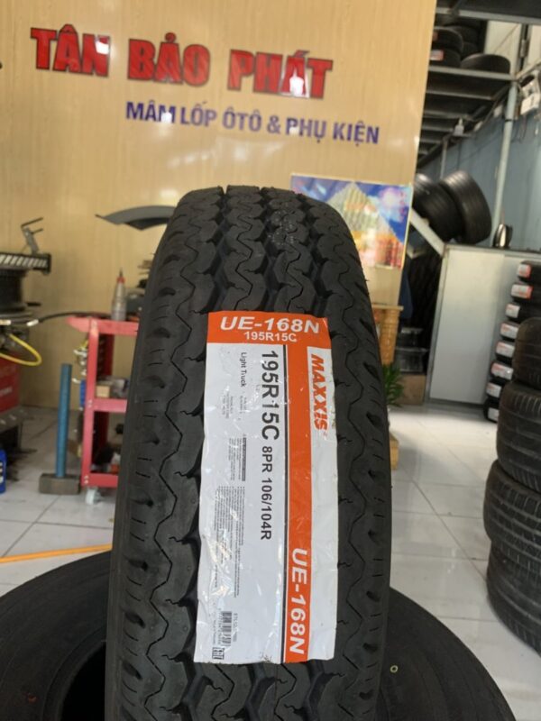 Lốp Maxxis 195R15C 8PR UE168 Chính Hãng