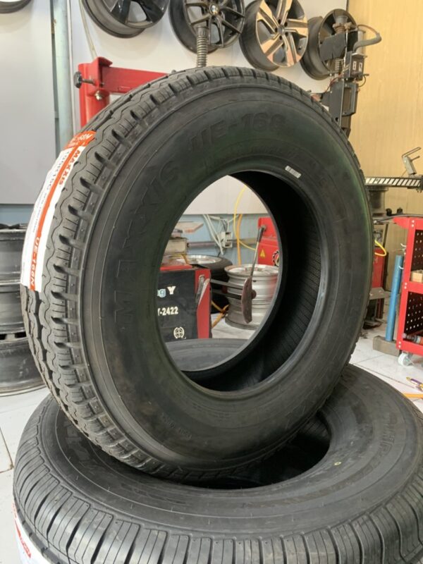 Lốp Maxxis 195R15C 8PR UE168 Chính Hãng