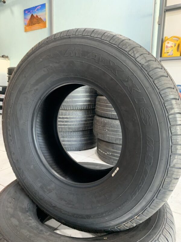 Lốp Maxxis 265/70R15 HPM3 mặt nghiêng trái - Tân Bảo Phát