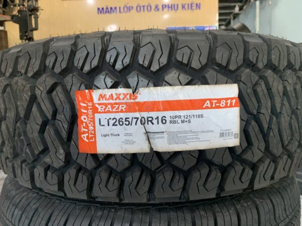 Lốp Maxxis 265/70R16 AT811 mặt nằm - Tân Bảo Phát