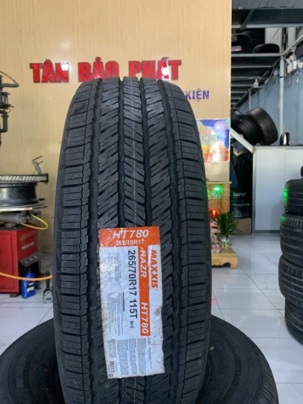 Lốp Maxxis 265/70R17 HT780 mặt đứng - Tân Bảo Phát