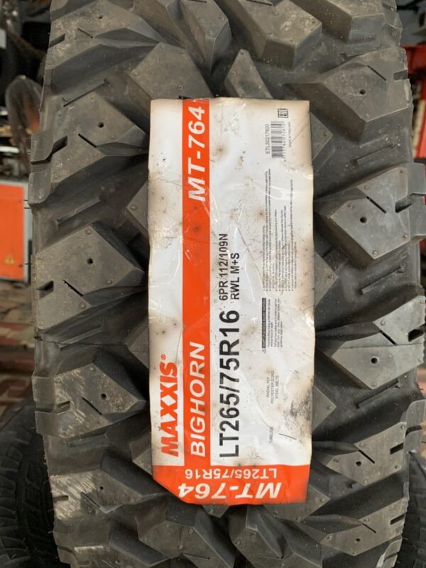 Lốp Maxxis LT265/75R16 6PR MT-764