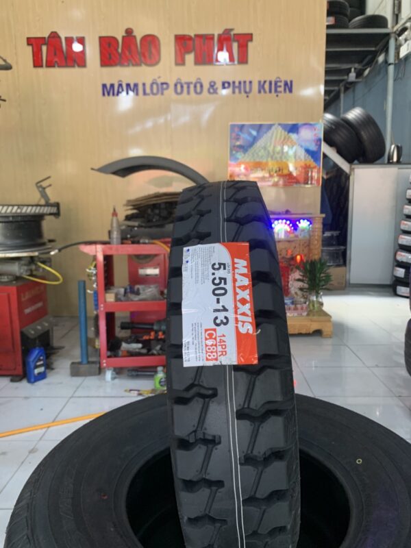 Lốp Maxxis 5.50-13 14PR C688