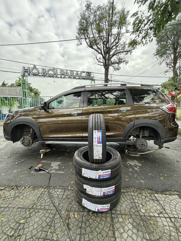 Lốp Otani 195_60R16 mặt đứng Lốp Otani 195/60R16 89V EK3000