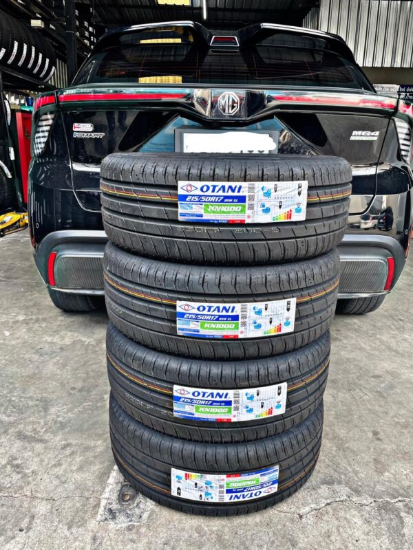 Lốp Otani 215/50R17 KN1000