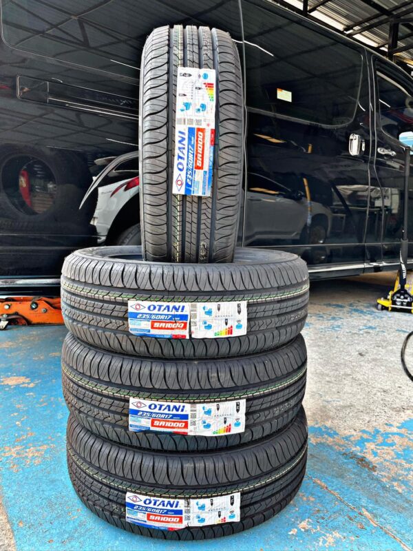 Lốp Otani 235/60R17 102H SA1000