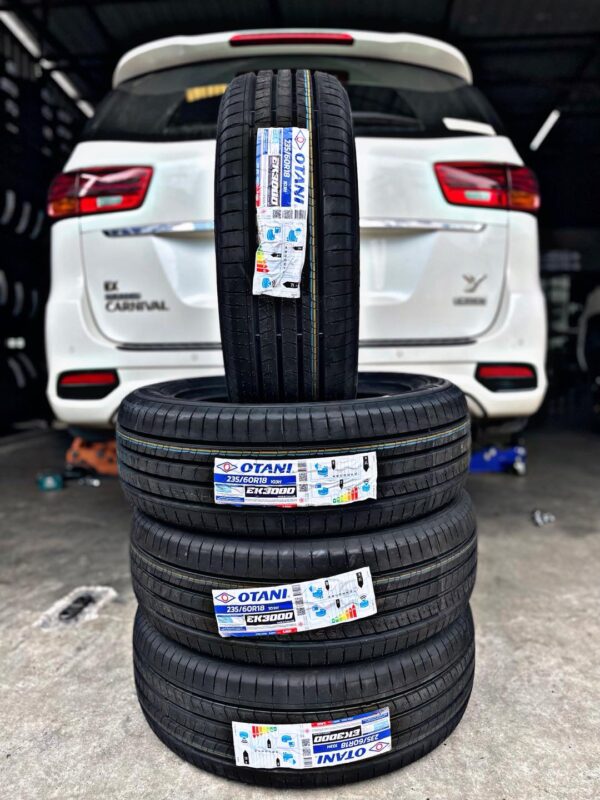 Lốp Otani 235_60R18 EK3000 mặt đứng Lốp Otani 235/60R18 EK3000