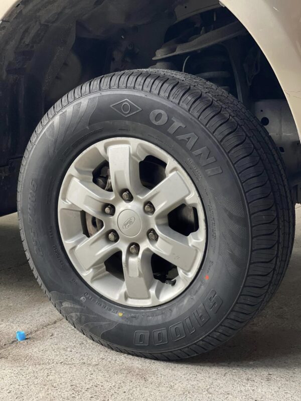 Lốp Otani SA1000 mặt nghiêng trái Lốp Otani 255/70R16 111H SA1000