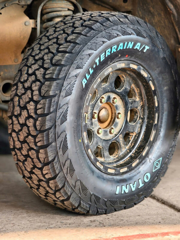 Lốp Otani SA2000 mặt nghiêng phải Lốp Otani 255/70R16 LT 120/117Q SA2000