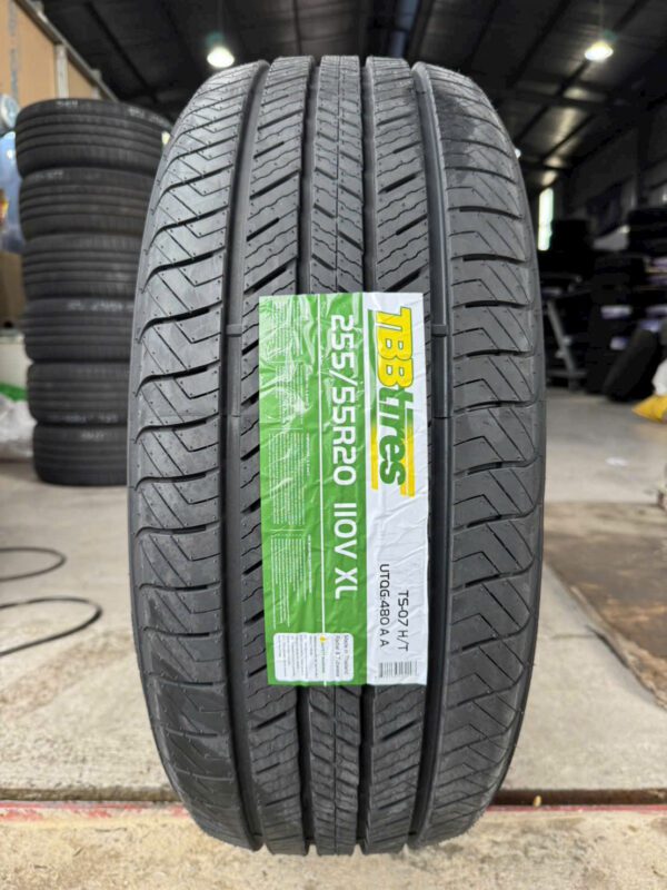 Lốp TBB 255/55R20 TS-07 H/T mặt đứng Lốp TBB 255/55R20 TS-07 H/T mặt đứng - phân phối tại Tân Bảo Phát Đà Nẵng