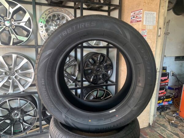Lốp TBB 255/60R18 108H TS-07 H/T góc nghiêng phải - chiều sâu rãnh gai