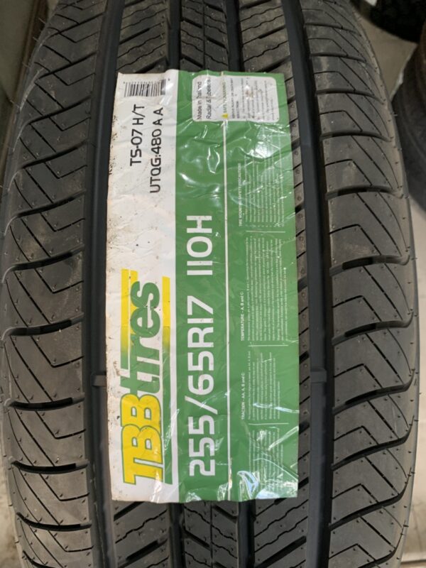 Lốp TBB 255/65R17 110H TS-07 H/T mặt đứng Lốp TBB 255/65R17 110H TS-07 H/T mặt đứng - phân phối tại Tân Bảo Phát Đà Nẵng