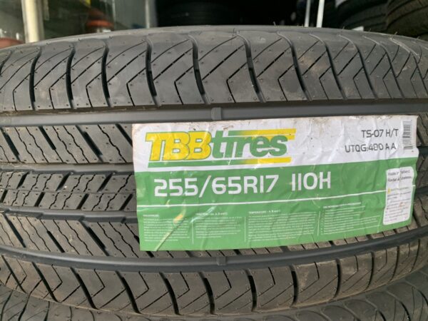 Lốp TBB 255/65R17 110H TS-07 H/T mặt nằm Lốp TBB 255/65R17 110H TS-07 H/T đặt nằm - tem thông số và mặt gai