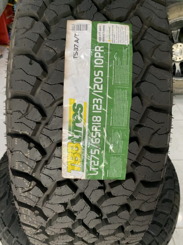 Lốp TBB LT275/65R18 123/120S TS-37 A/T mặt đứng Lốp TBB LT275/65R18 123/120S TS-37 A/T mặt đứng - phân phối tại Tân Bảo Phát Đà Nẵng