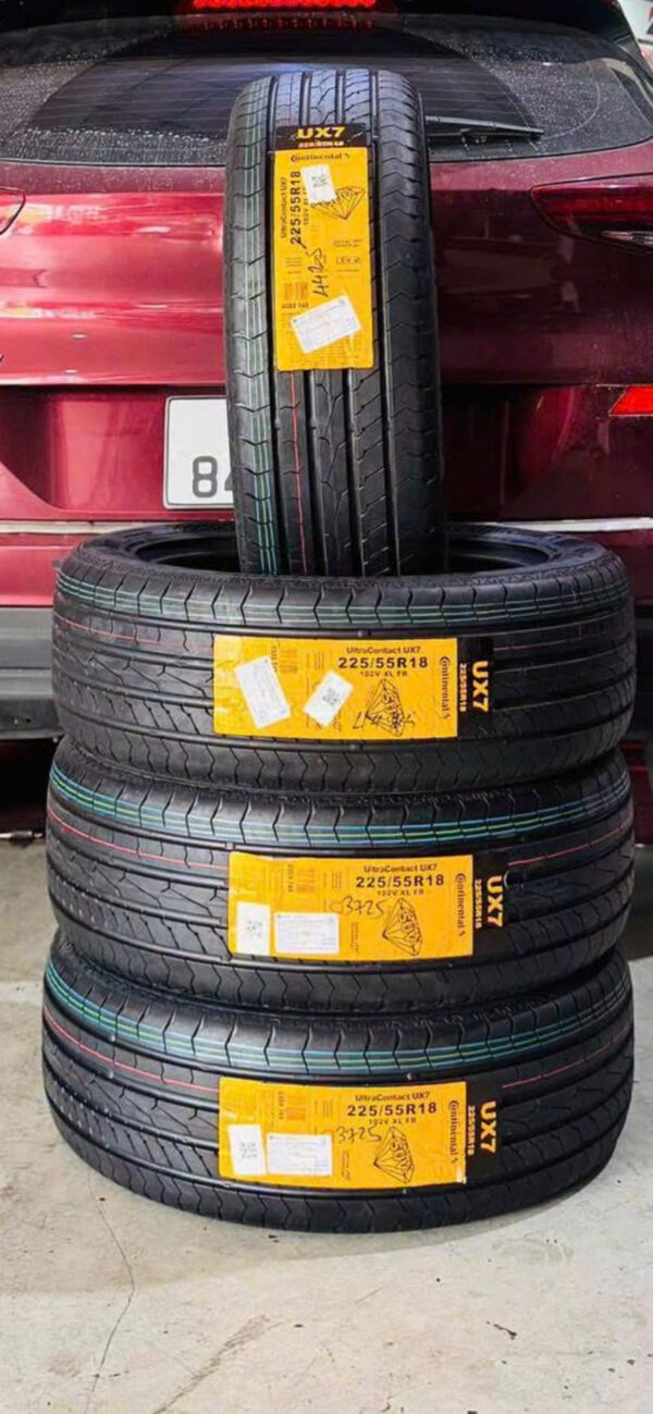Lốp Contiental 22555R18 mặt đứng Lốp Continental 225/55R18