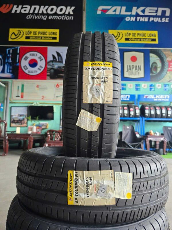 Lốp Dunlop 18565R15 mặt đứng Lốp Dunlop 185/65R15