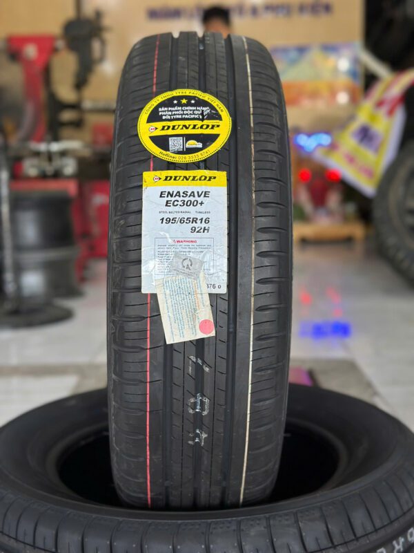 Lốp Dunlop 195/65R16