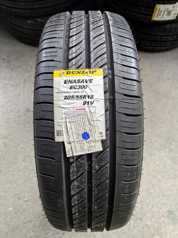 Lốp Dunlop 205/55R16