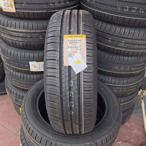 Lốp Dunlop 205/55R17