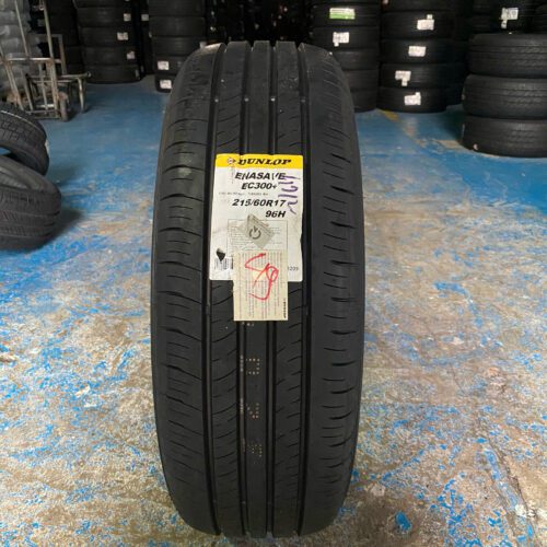 Lốp Dunlop 21560R17 mặt đứng Lốp Dunlop 215/60R17