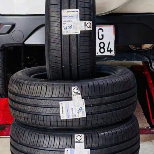 Lốp michelin 20560R16 mặt đứng Lốp Michelin 205/60R16